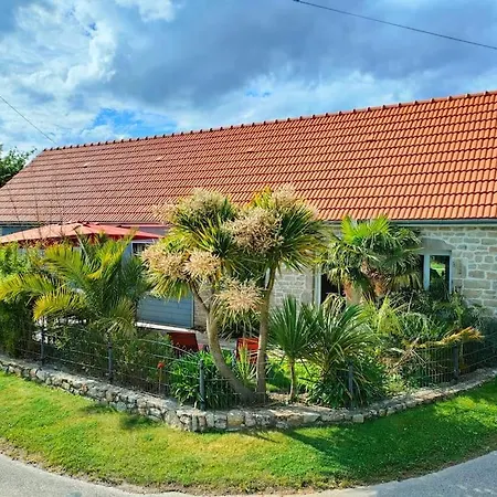Holiday home Des Zebres Aventuriers... *