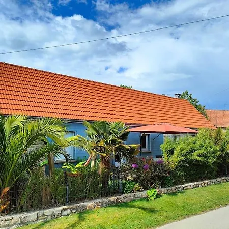 Holiday home Des Zebres Aventuriers...